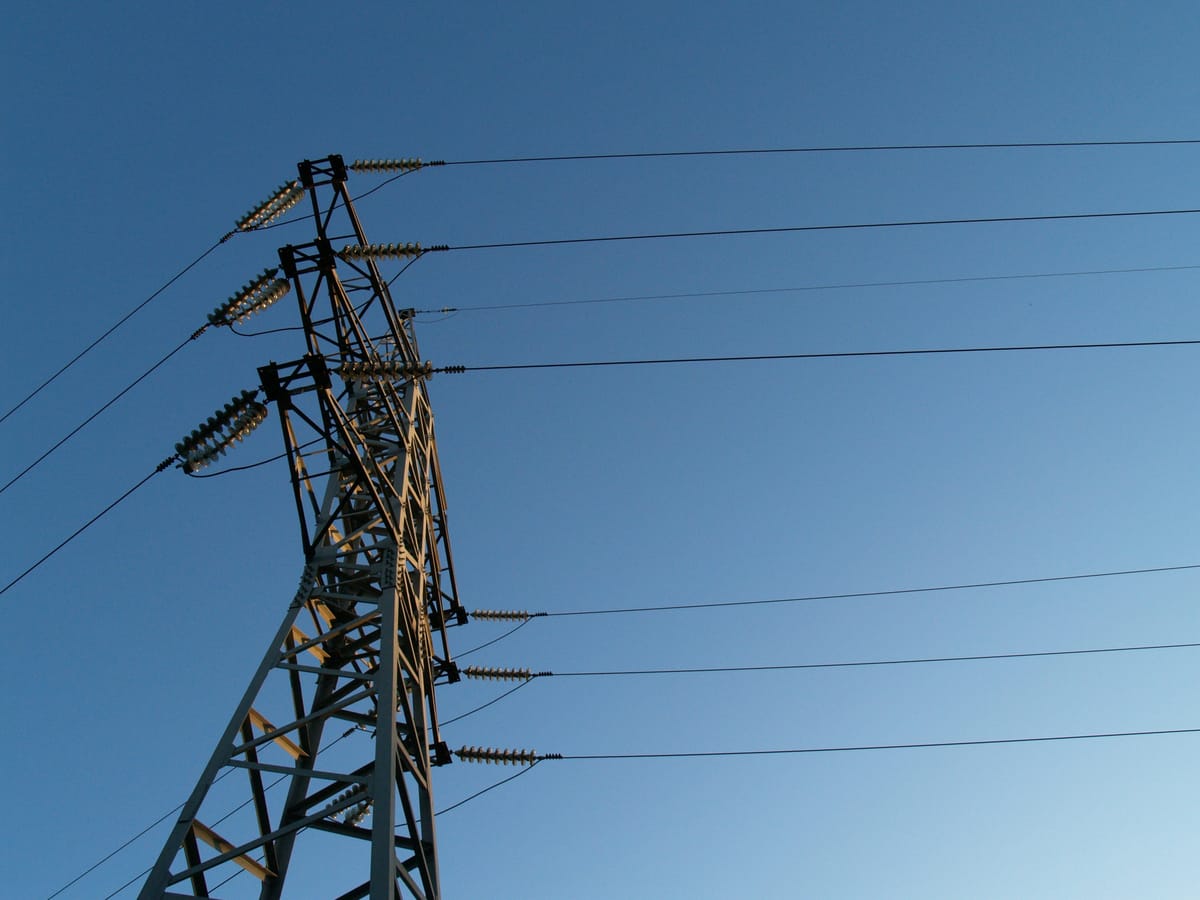 California’s high-wire act to save money on power lines